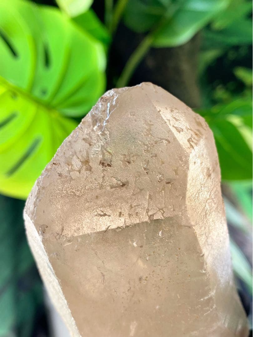 ライトニングクォーツ　雷水晶　天然石　ライトニングクリスタル　水晶　原石