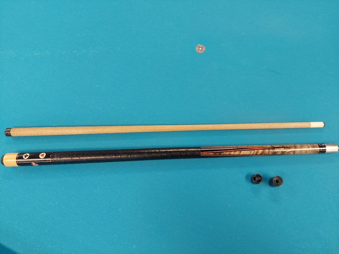 ば*あ様 希少！ビリヤード　中古カスタムキュー　ヒューブラー　Huebler