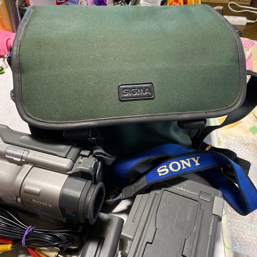 SONY VideoHi8 Handycam CCD-TR1 ⑤