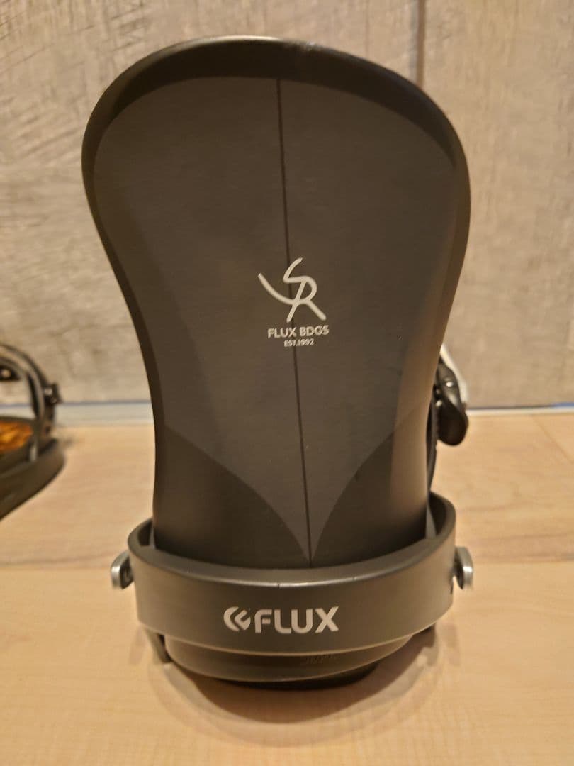 flux sr Mサイズ ビンディング