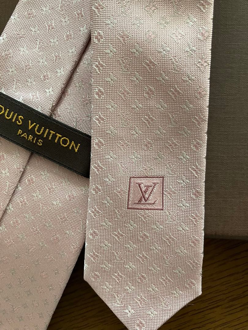 LOUIS VUITTON ルイヴィトン ネクタイ 元箱付 希少デザイン