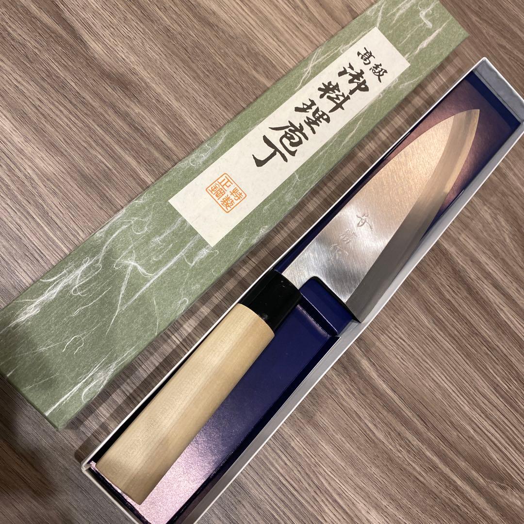 堺刃物守勝出刃包丁180ミリ本霞研磨