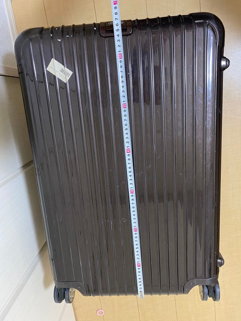 リモワ　サルサデラックス4輪