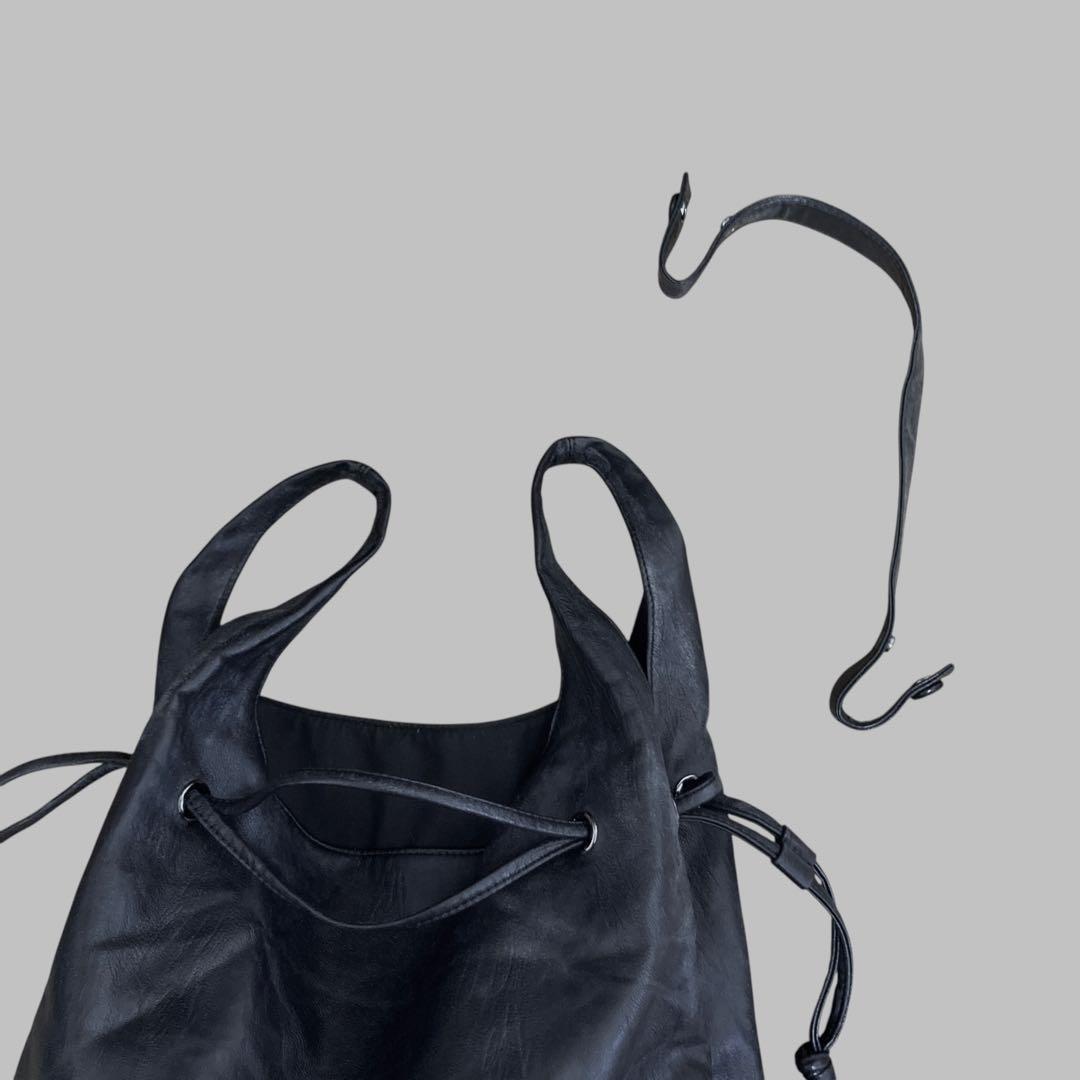 バッグ LARGE LEATHER SHOULDER TOTE BAG 572B