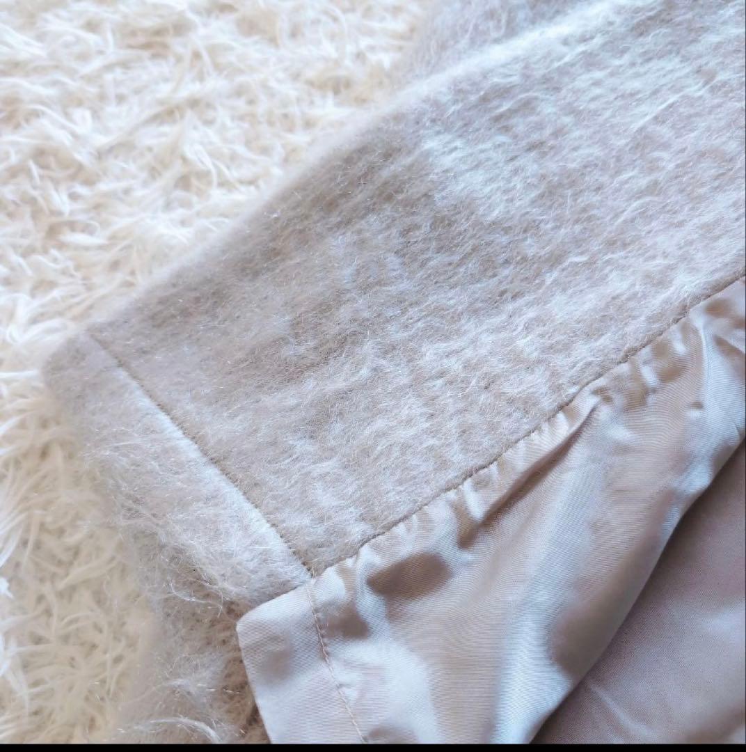 新品同様値引OKウールモヘヤシャギーベルテッドコート Fアイスグレーホワイト