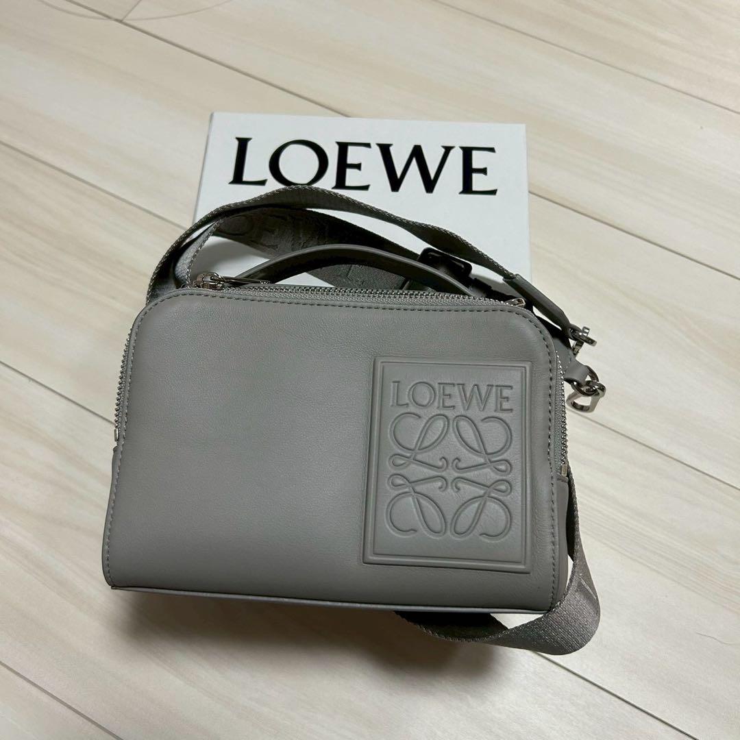 ロエベ クロスボディカメラバッグミニ