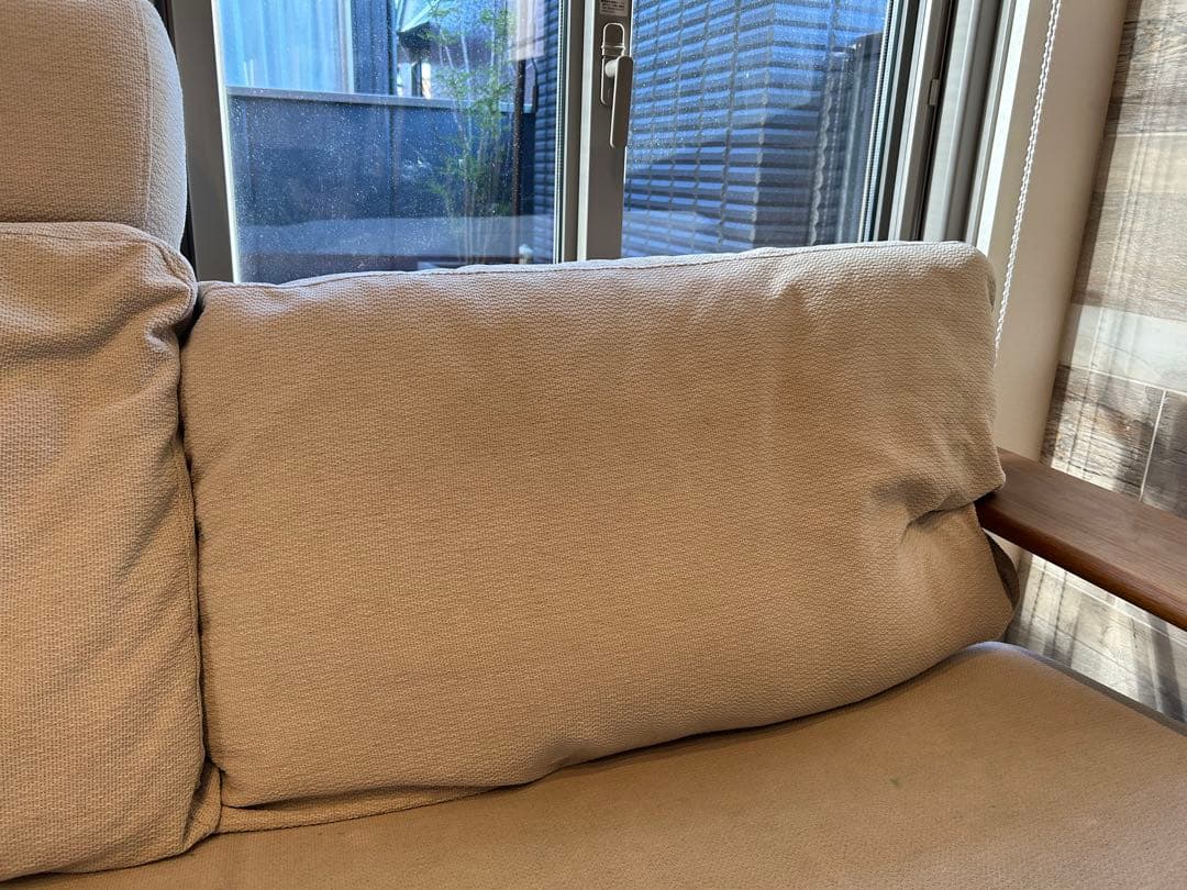 梱包発送頼める便　柏木工CIVIL　ソファ三人掛け　ヘッドクッション付き