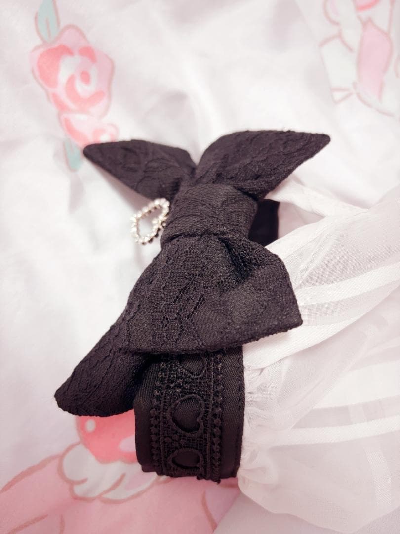 リボン付きフリル半袖ブラウス