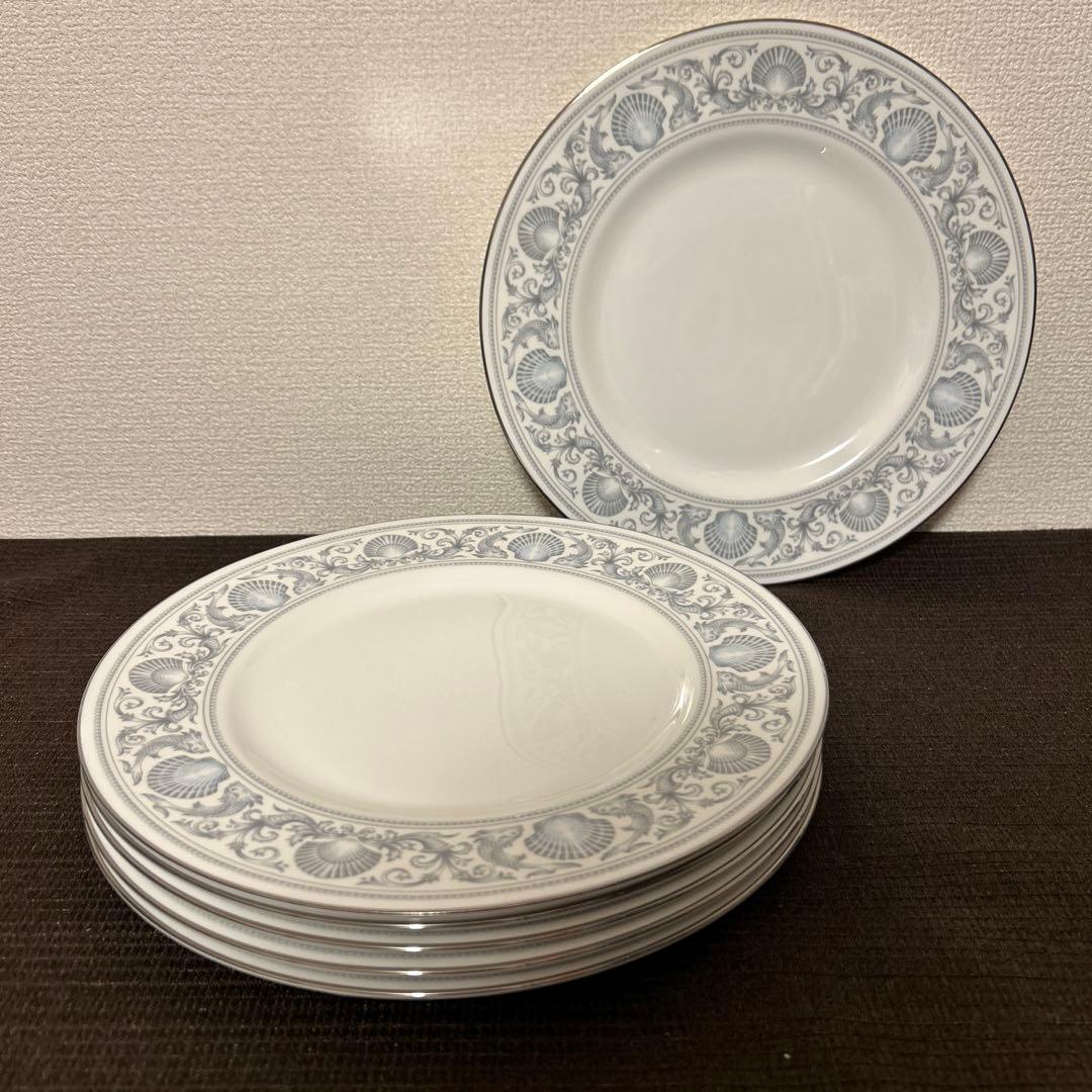 ウェッジウッド　ドルフィン　ホワイト　ディナープレート　27.5cm