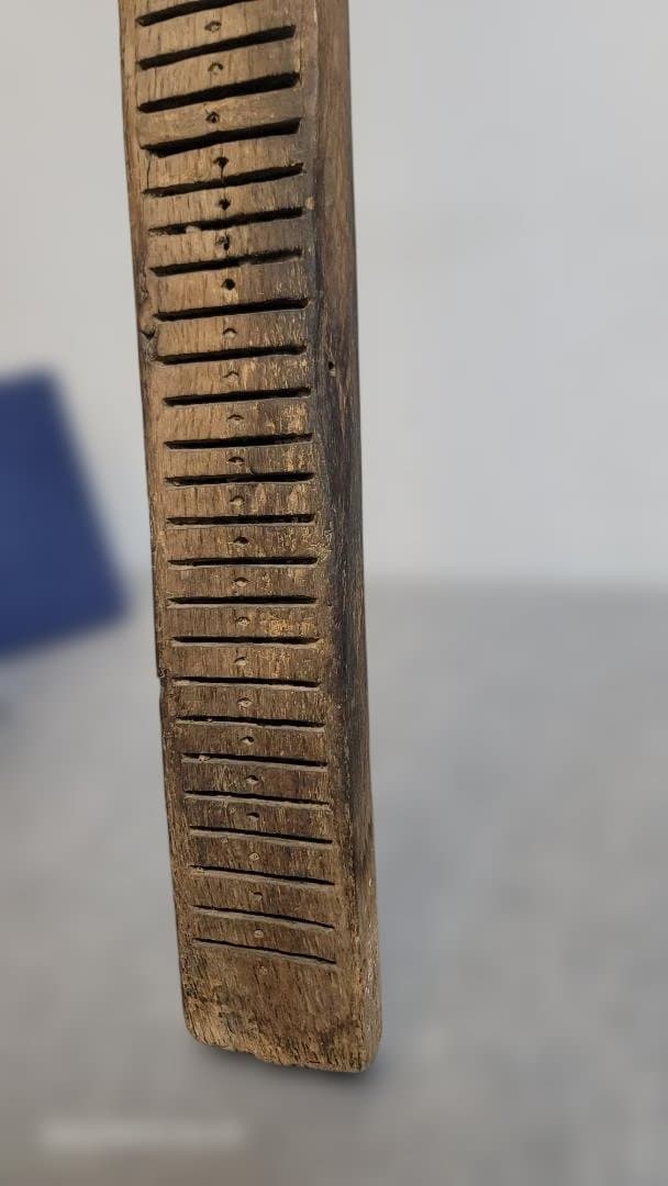 カマニトゥル★アンティーク家具★木製　骨董品