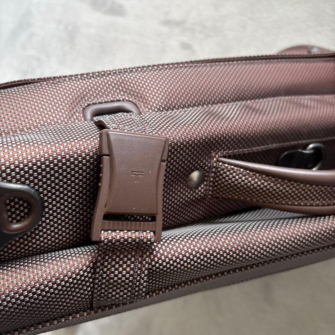 【未使用✨】TUMI トゥミ ガーメント バッグ ショルダー　22133CH4