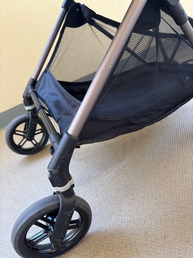 サイベックス　メリオ　モニュメントグレー