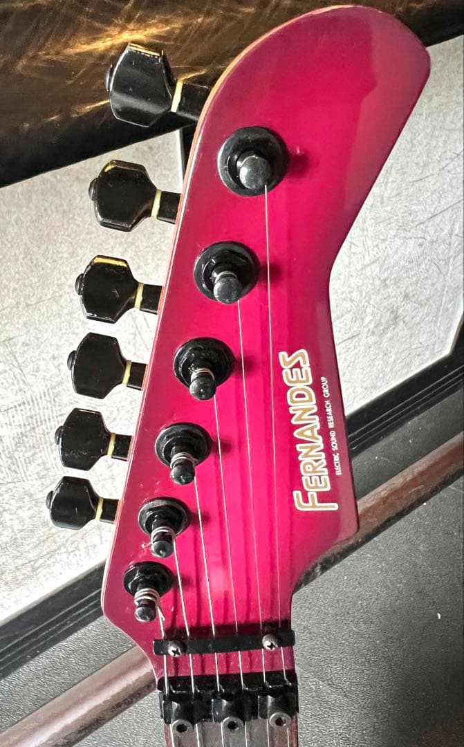 FERNANDES FR-55 フェルナンデス エレキギター ピンク