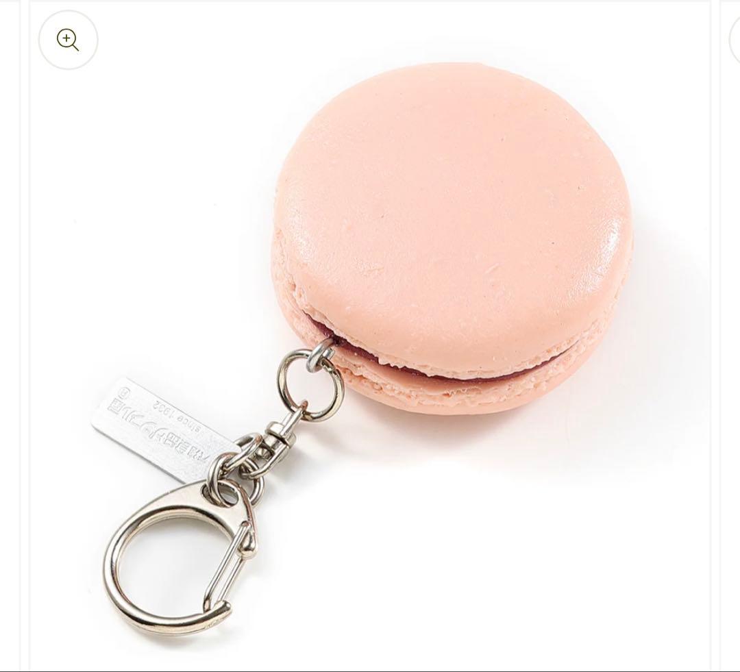 食品サンプル　いちごチョコっとミラー＆キーリングチョコケーキ、マカロンのいちご