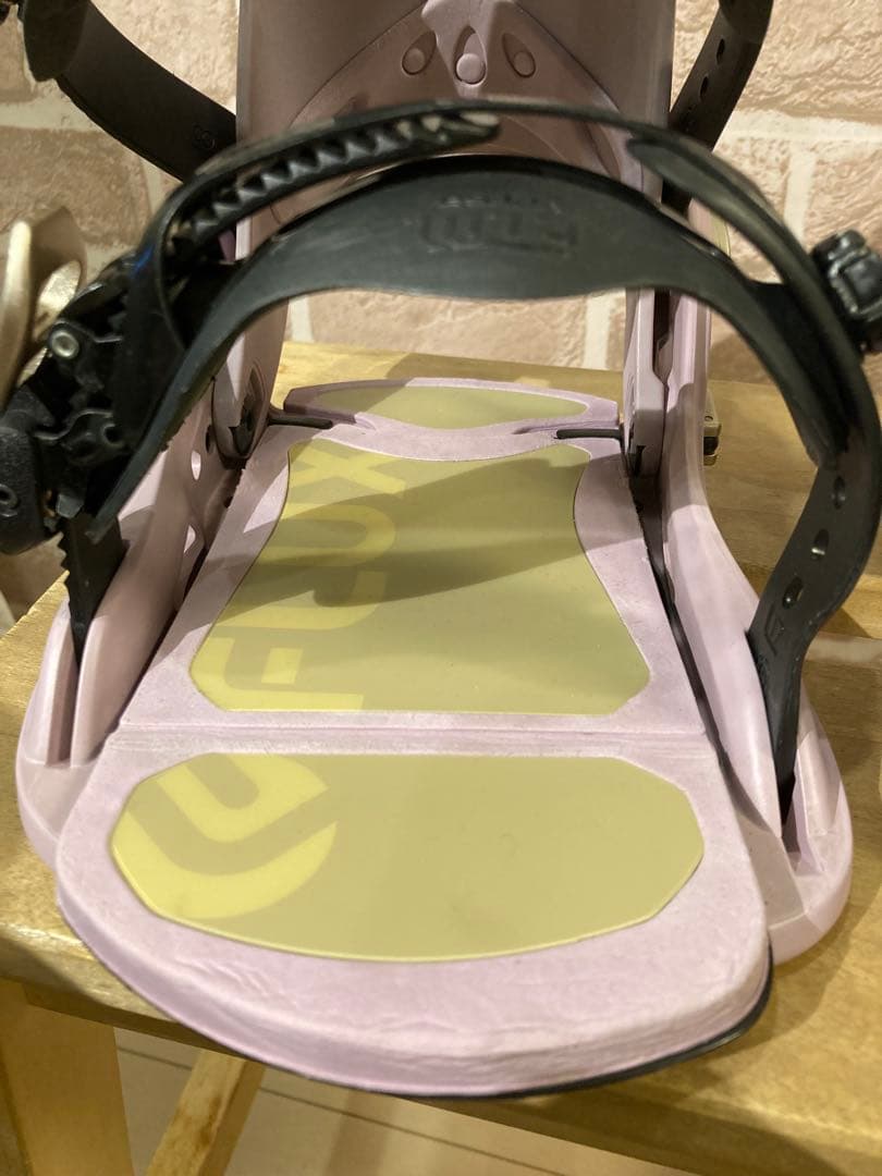 割れパーツ交換済み FLUX GS ビンディング　レディース　XS