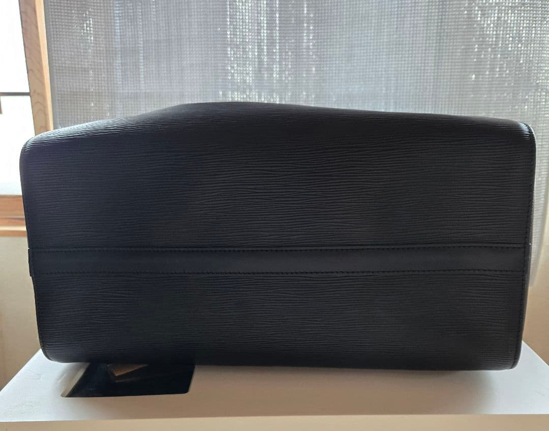 美品　ルイヴィトン　エピボストンバックルイヴィトン