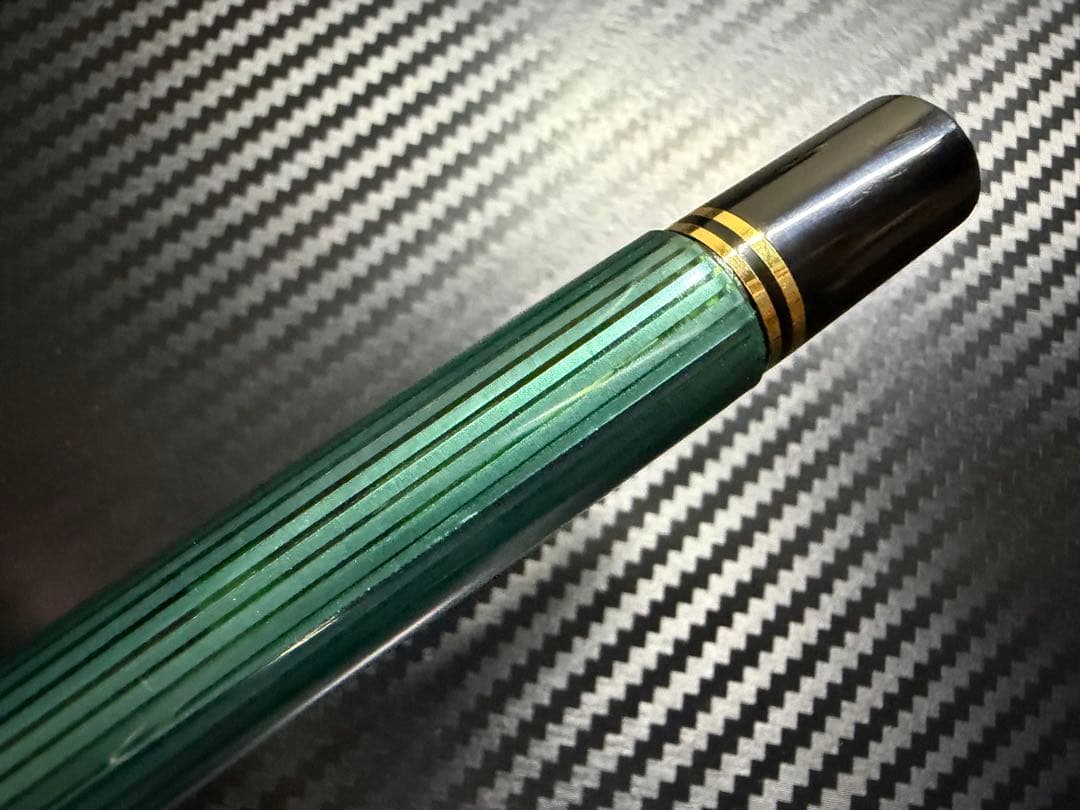 未使用に近い ペリカン 初期型 スーベレーン M800 14C 緑縞 F 万年筆