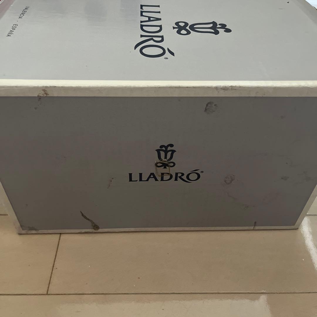 リヤドロ　おやすみ前のご本