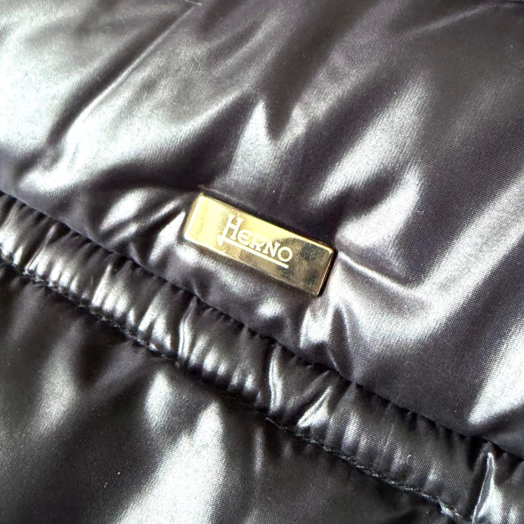 人気 ヘルノ HERNO ボトルネックダウンコート ブラック