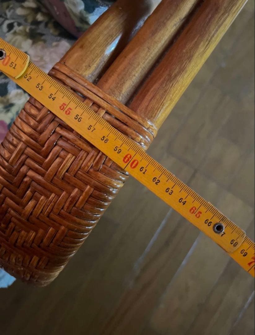 ラタン 花柄クッション 回転椅子