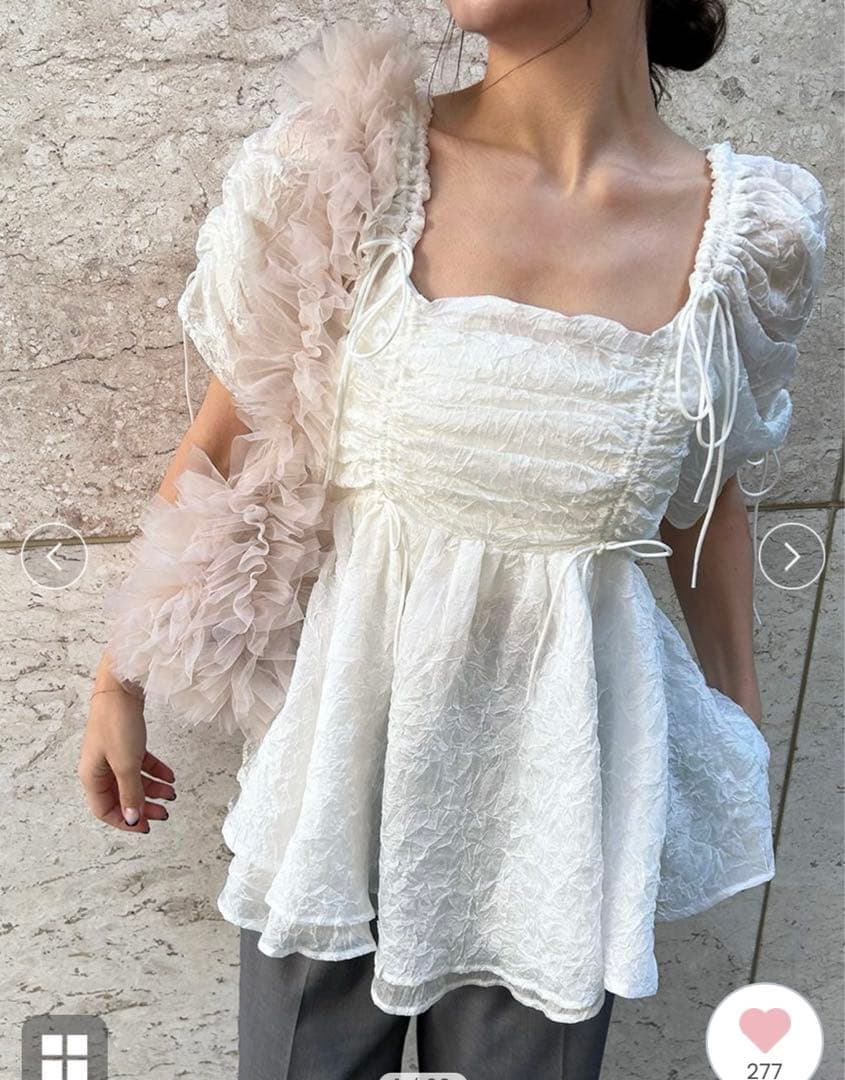 新品タグ付　SNIDEL シアーシャーリングブラウス　ホワイト