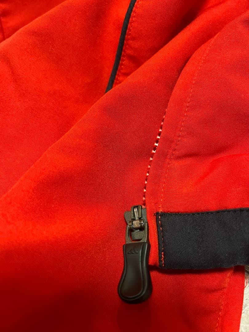 入手困難 アディダス　ACミラン　トラックジャケット　ウィンドブレイカー　XL