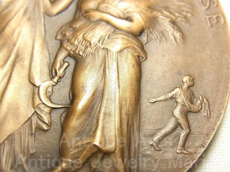 《m6466》農業労働者を知識へ導くマリアンヌ フランス アンティーク メダル