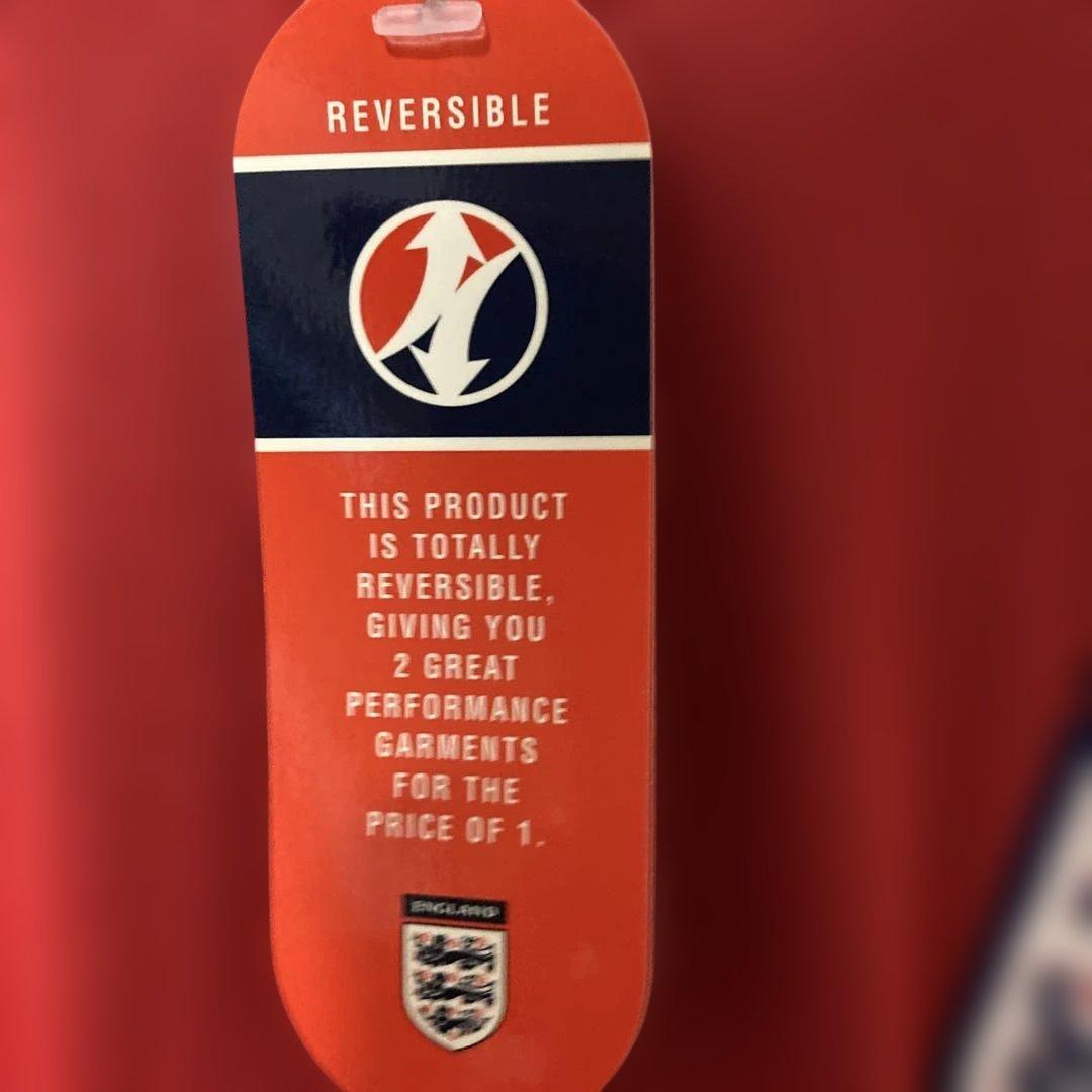 須*賀様 【未使用】イングランド代表　ベッカム　7番ネーム有　タグ有　ユニホーム