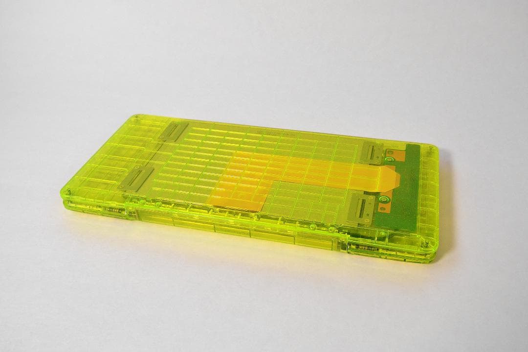 ポメラ DM250XY Crystal Neon Yellow