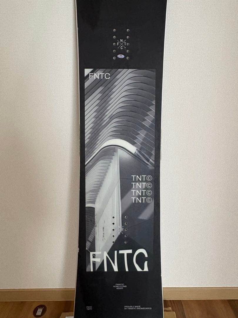 21-22 FNTC TNT C 157㎝ スノーボード