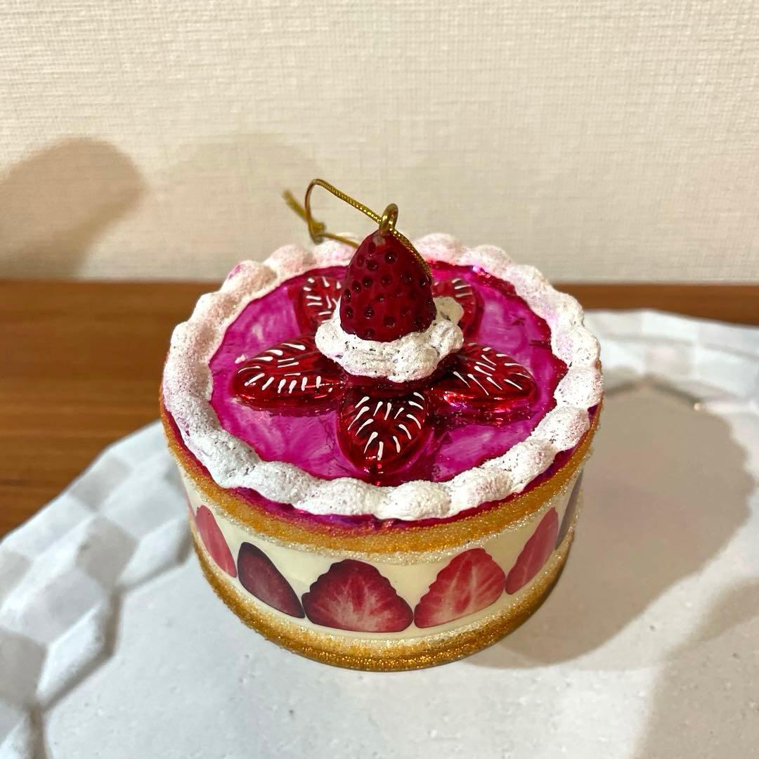 アスティエ・ド・ヴィラット　オーナメント　ケーキ