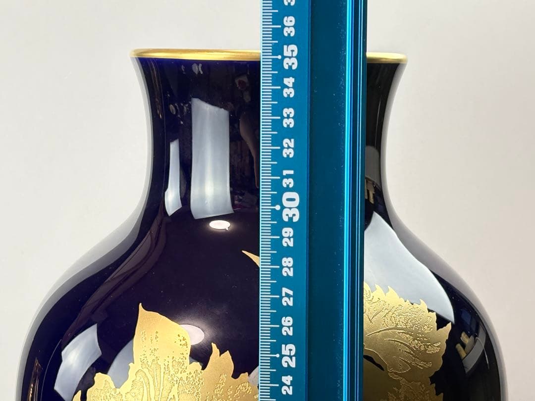 OKURA 【大倉陶園】瑠璃釉 金銀蝕 カトレア 花瓶 (大) R811103