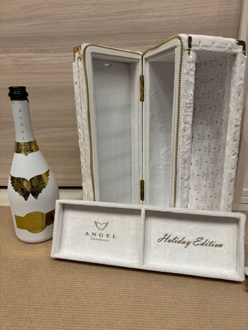 エンジェルシャンパン空箱　2025 ホリデイエディション　ホワイト　ファータイプ