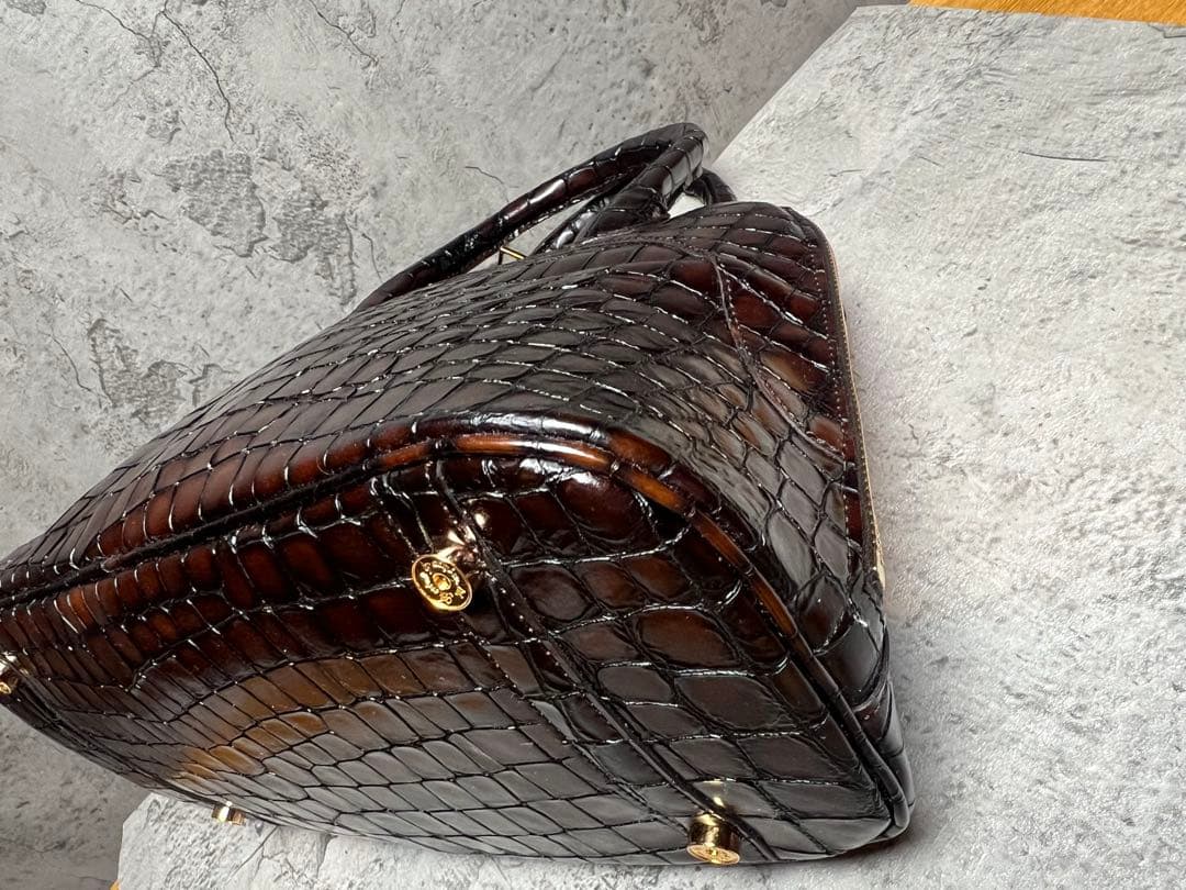 A.D.M.J. ダークブラウン ハンドバッグ