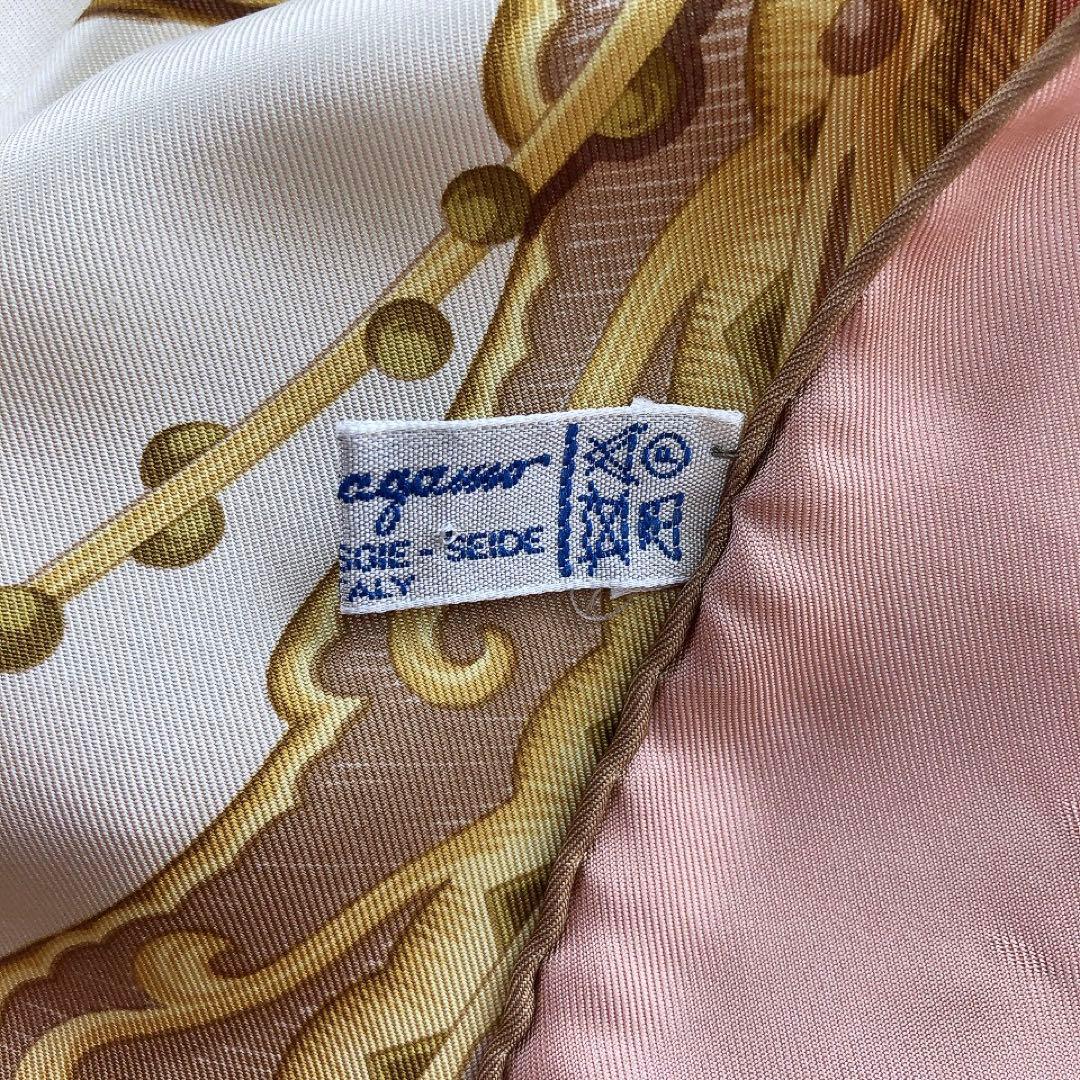 Ferragamo*フェラガモ　大判スカーフ　シルク100%　虎　アニマル