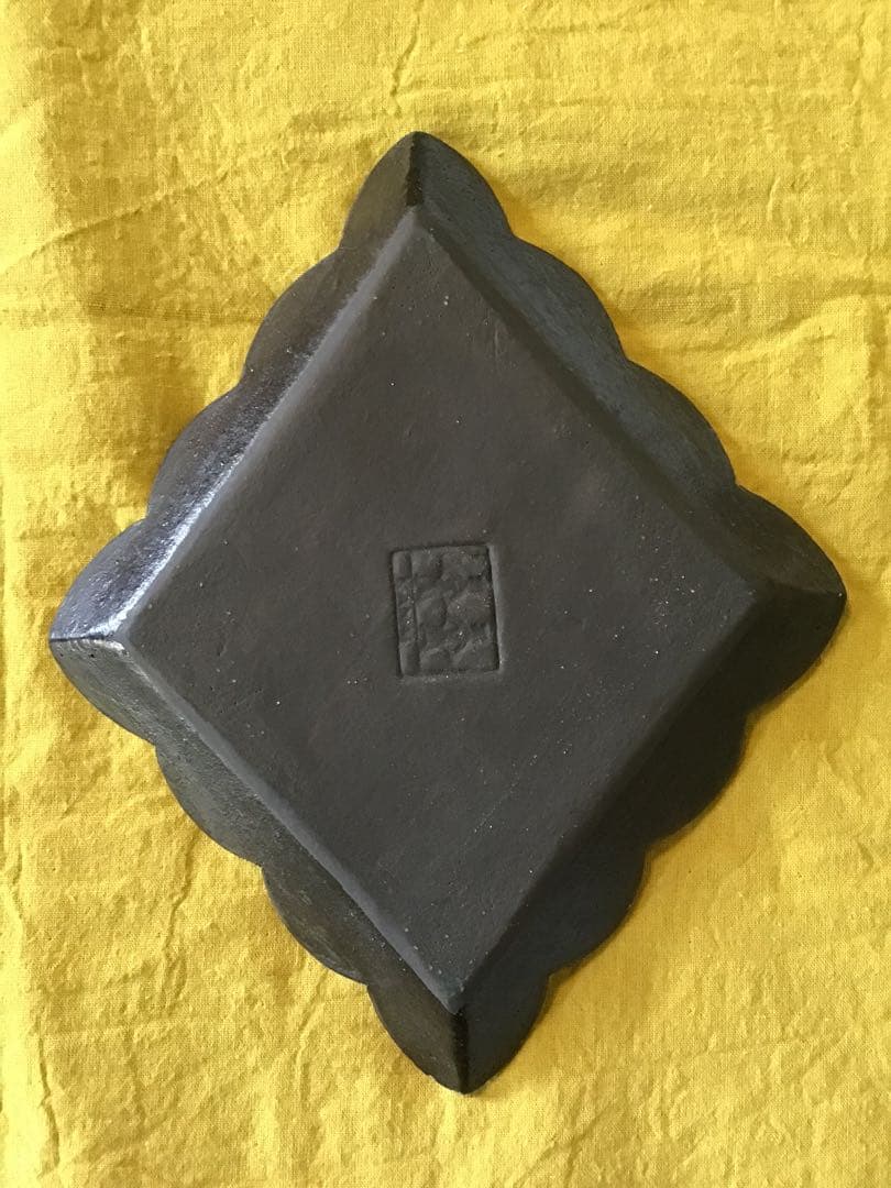 ★作家もの器★金井ゆみ★フリル菱形プレート★グリーン×イエロー★取り皿中皿