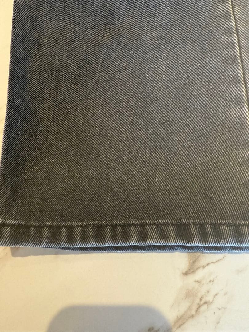 ぽんマルジェラブラックカットアウトデザイン デニムパンツ