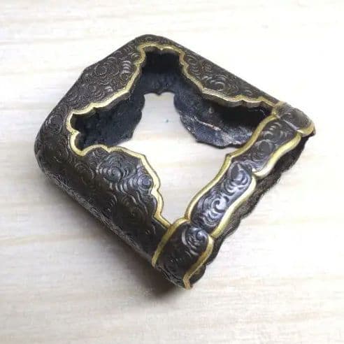 刀装具　美品　雲海図【頭？鐺】