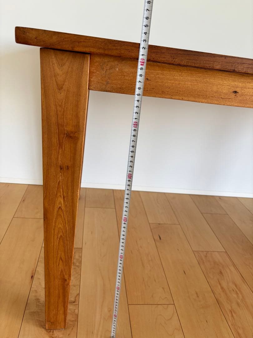 無垢材チーク・ダイニングテーブル （KNOLL）