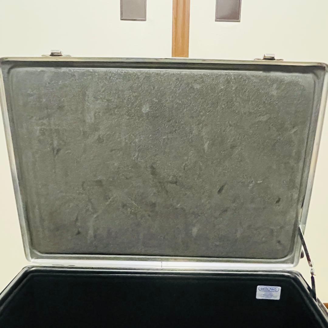 RIMOWA リモアTROPICANA トローリー43L カメラケース　鍵欠品