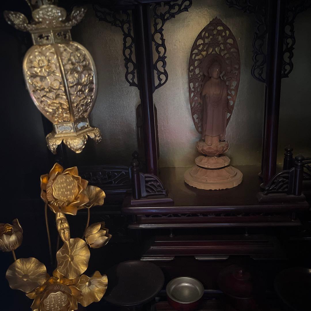 お値下げ！高級仏壇　仏具全てつけます。地方発送可　春のお彼岸までにお届け可能