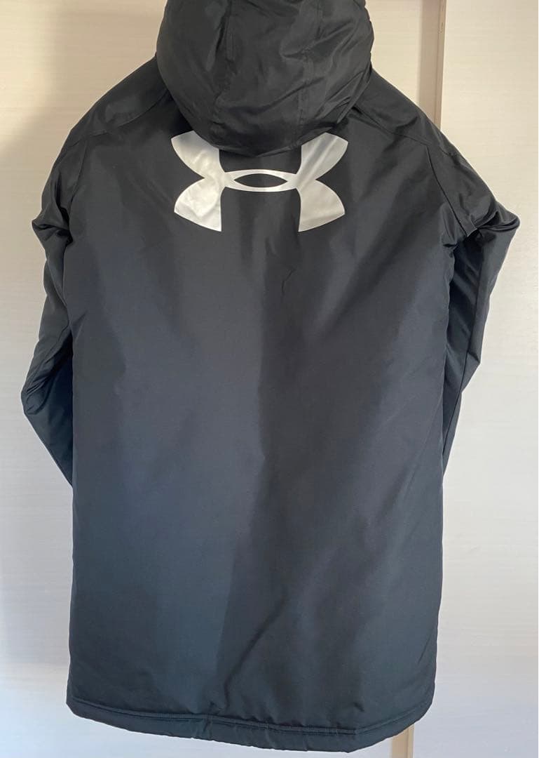12月限定値引‼︎ 150 アンダーアーマー ベンチコート YLG ロングコート