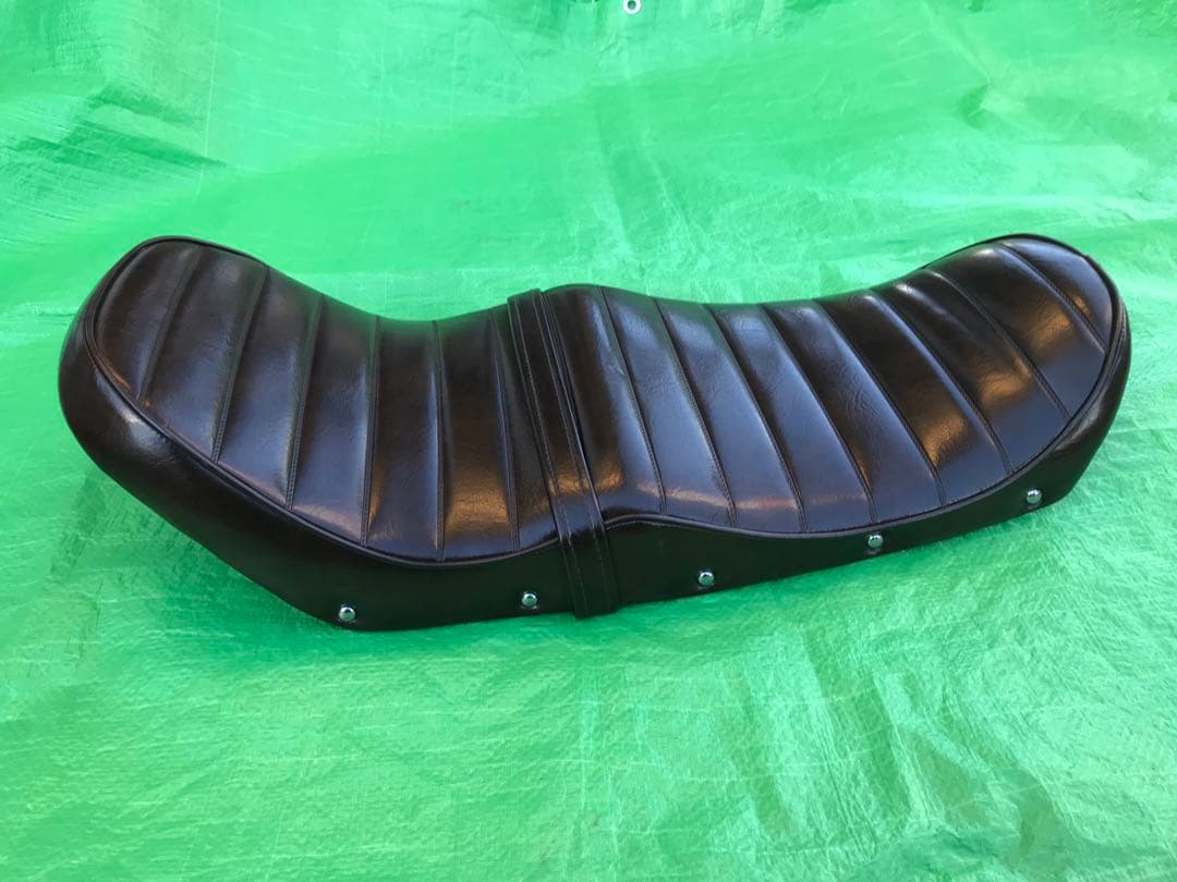 Kawasaki KH250〜400、250 〜400SS 黒色あんこ抜きシート