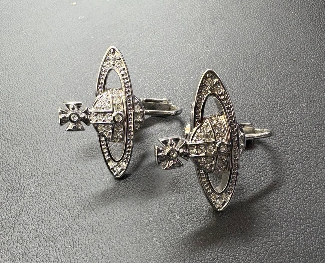 ヴィヴィアン オーブ　イヤリング　リペア済