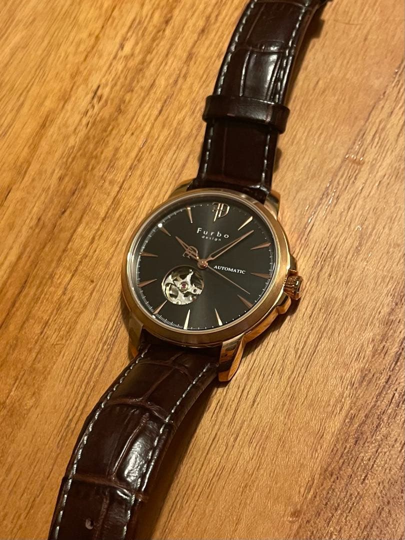 Furbo design 自動巻き時計