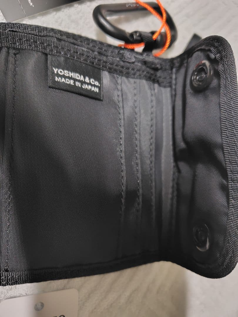 吉田カバンPORTER ブラック 三つ折り財布 カラビナ付き❲美品タグ付❳