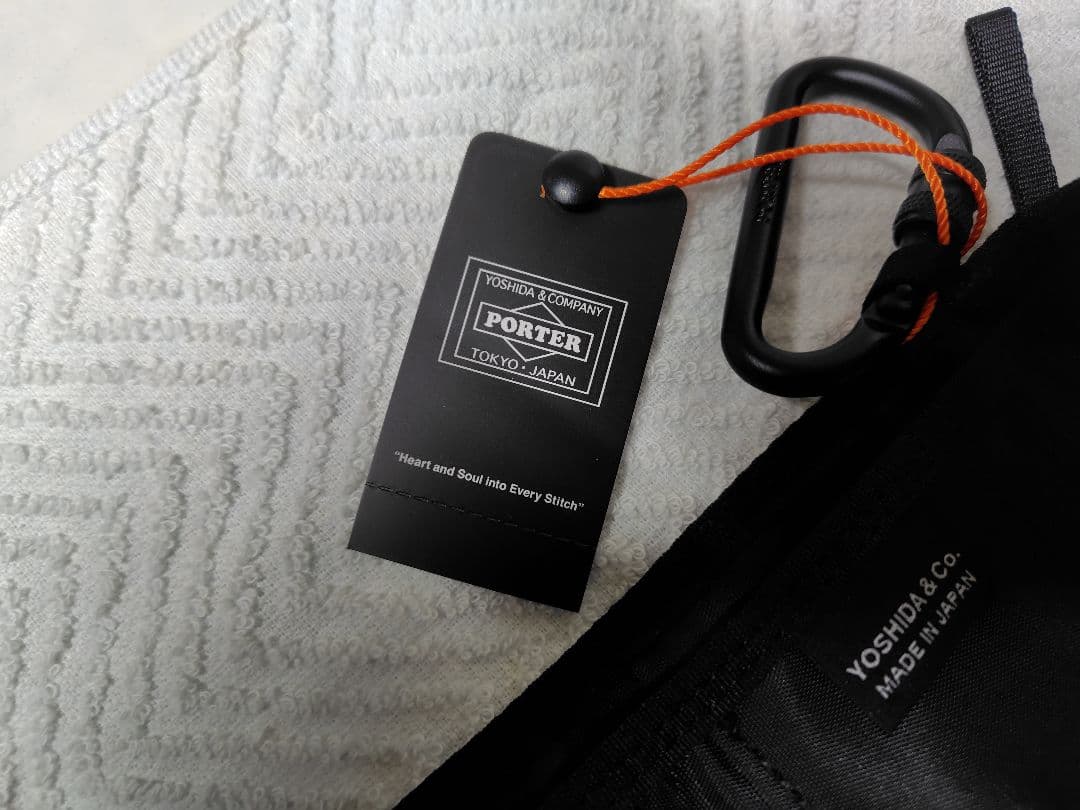 吉田カバンPORTER ブラック 三つ折り財布 カラビナ付き❲美品タグ付❳