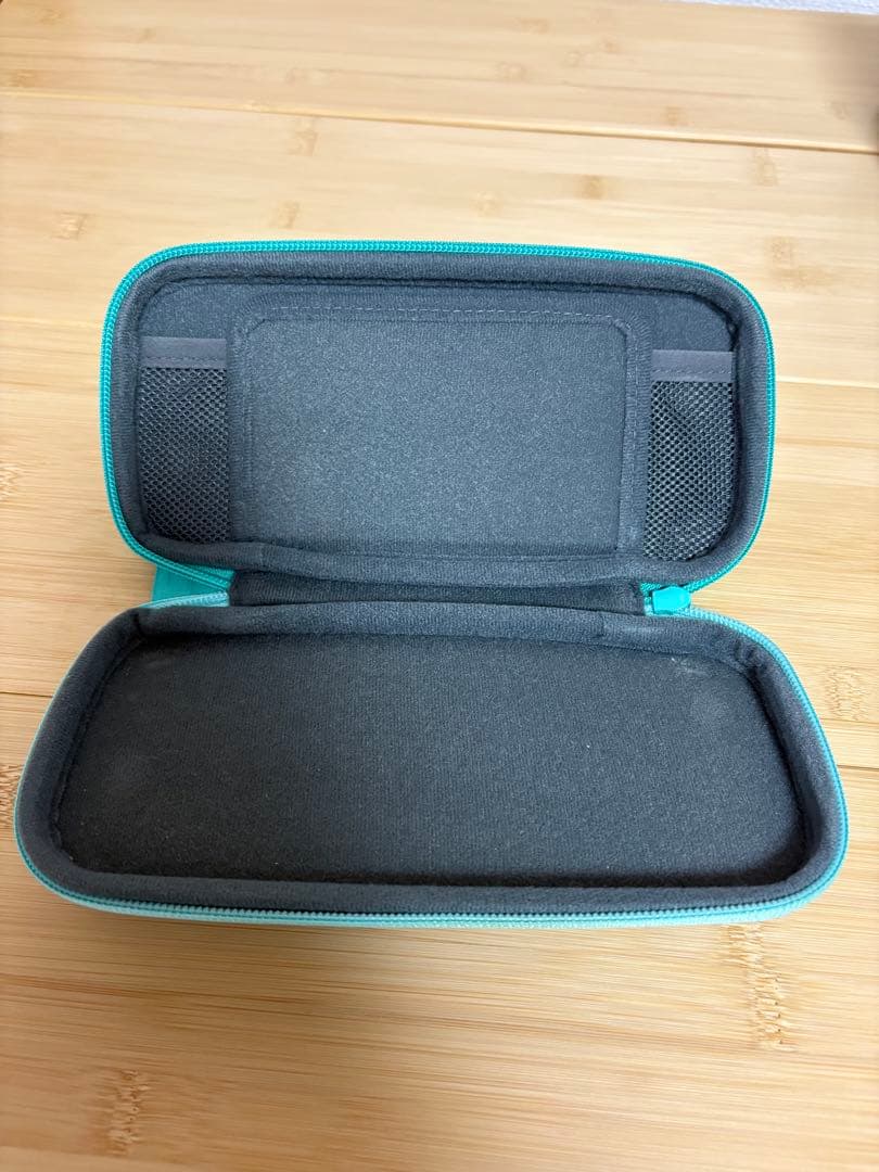 【美品】Nintendo Switch Lite 本体(どう森ケースつき)