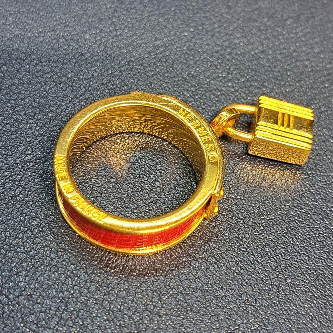美品　HERMES　エルメス　スカーフリング　ケリー　ゴールド　カデナモチーフ