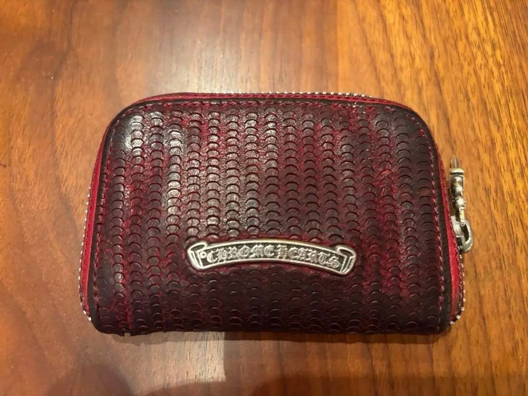 クロムハーツ　ケース　ノベルティ　赤